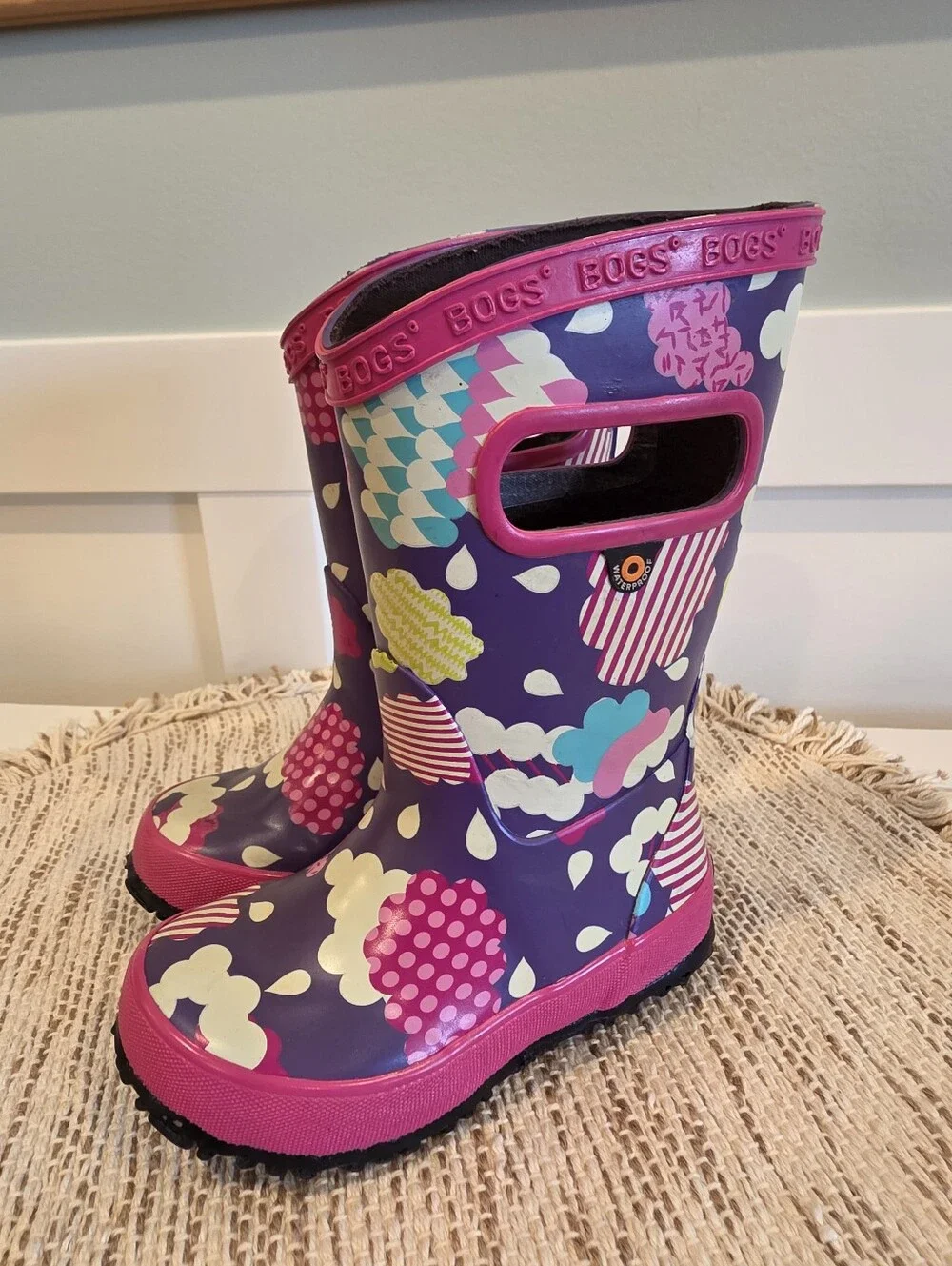 Bogs Rainboot Infant Baby Toddler Size 7 Pink Rainclouds Waterproof